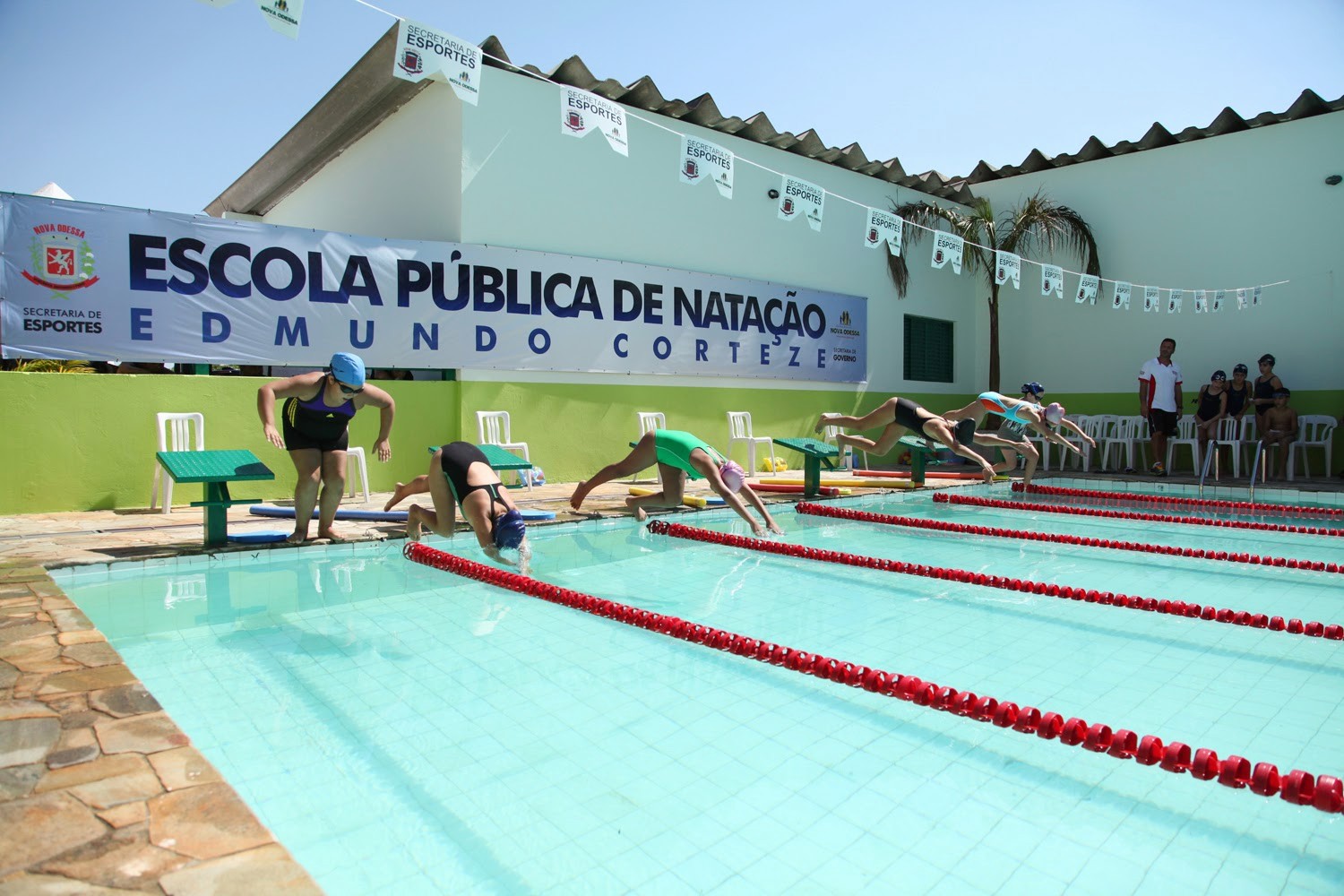 201943_Piscinas Públicas Nova Odessa (arquivo)